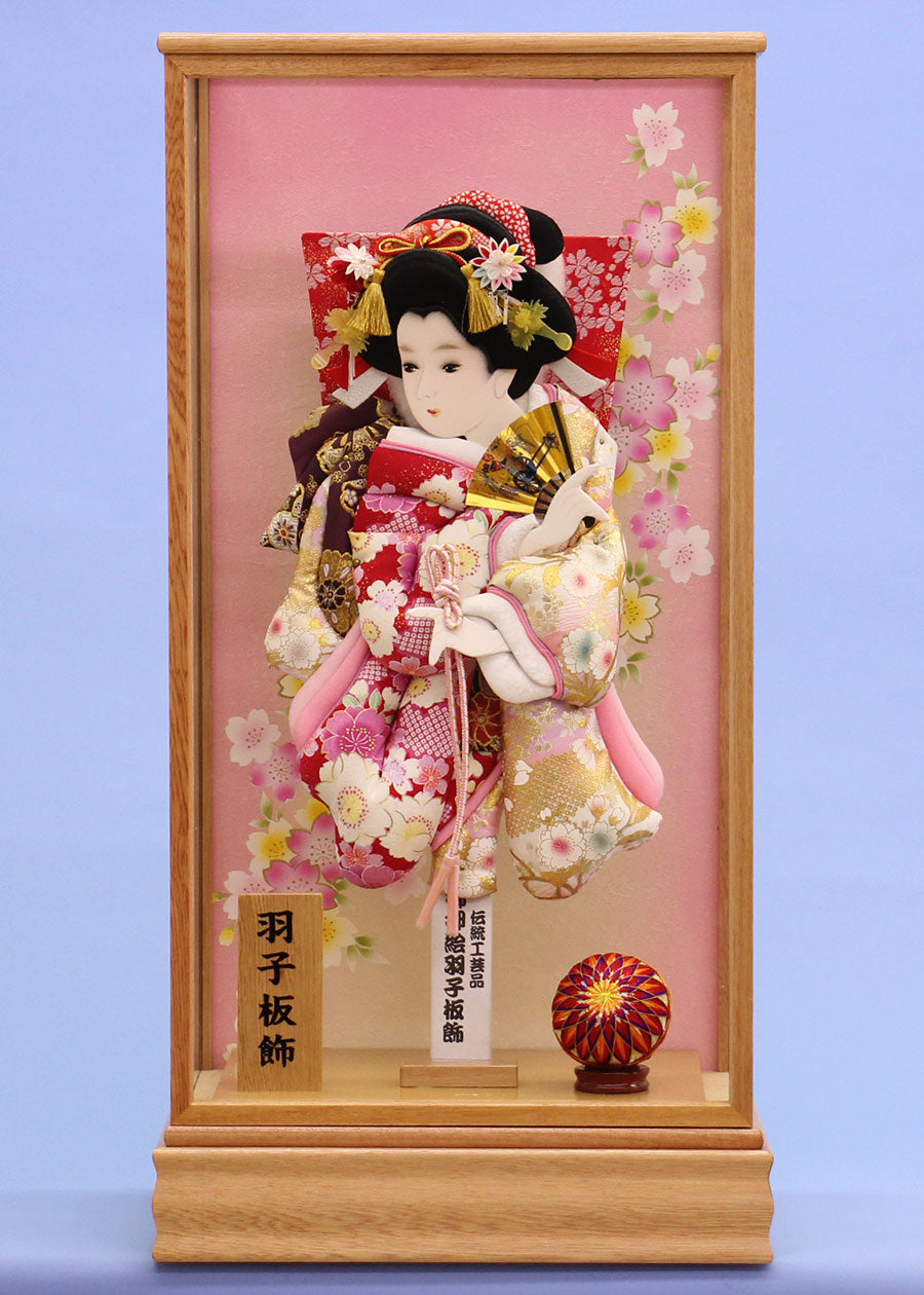 20号押絵羽子板飾り 華流水 白木桜華のケース入り – 寿鳳人形の東芸