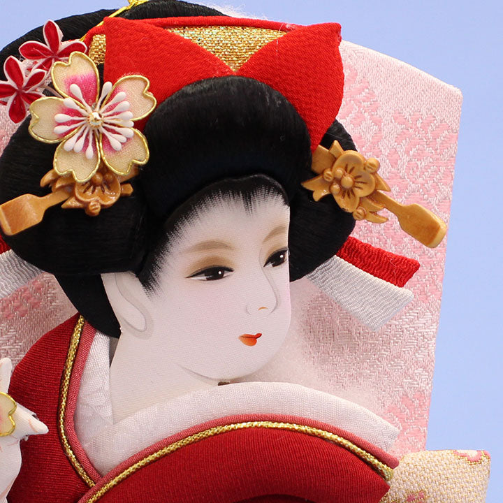 押絵羽子板9号 牡丹友禅エンジ 台付き – 寿鳳人形の東芸