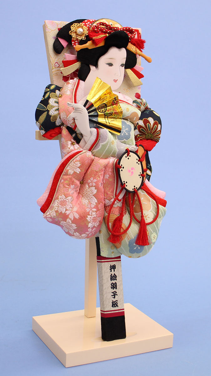 押絵羽子板13号 桜華 アイボリー台付き – 寿鳳人形の東芸