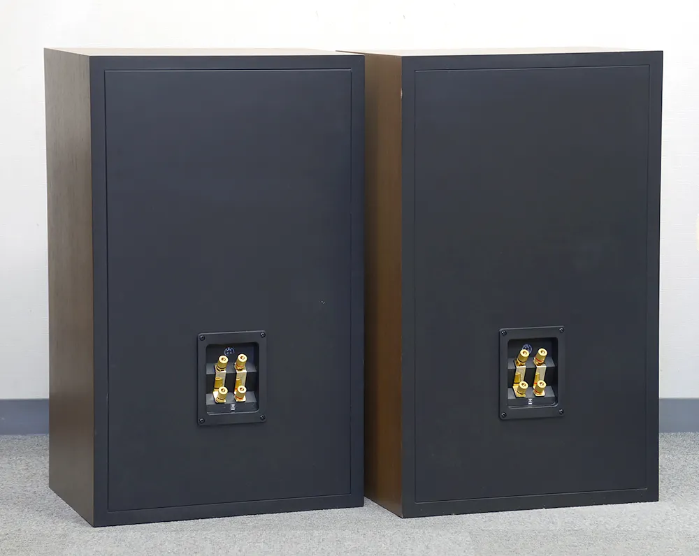 JBL 4318 3WAYコントロールモニタースピーカー