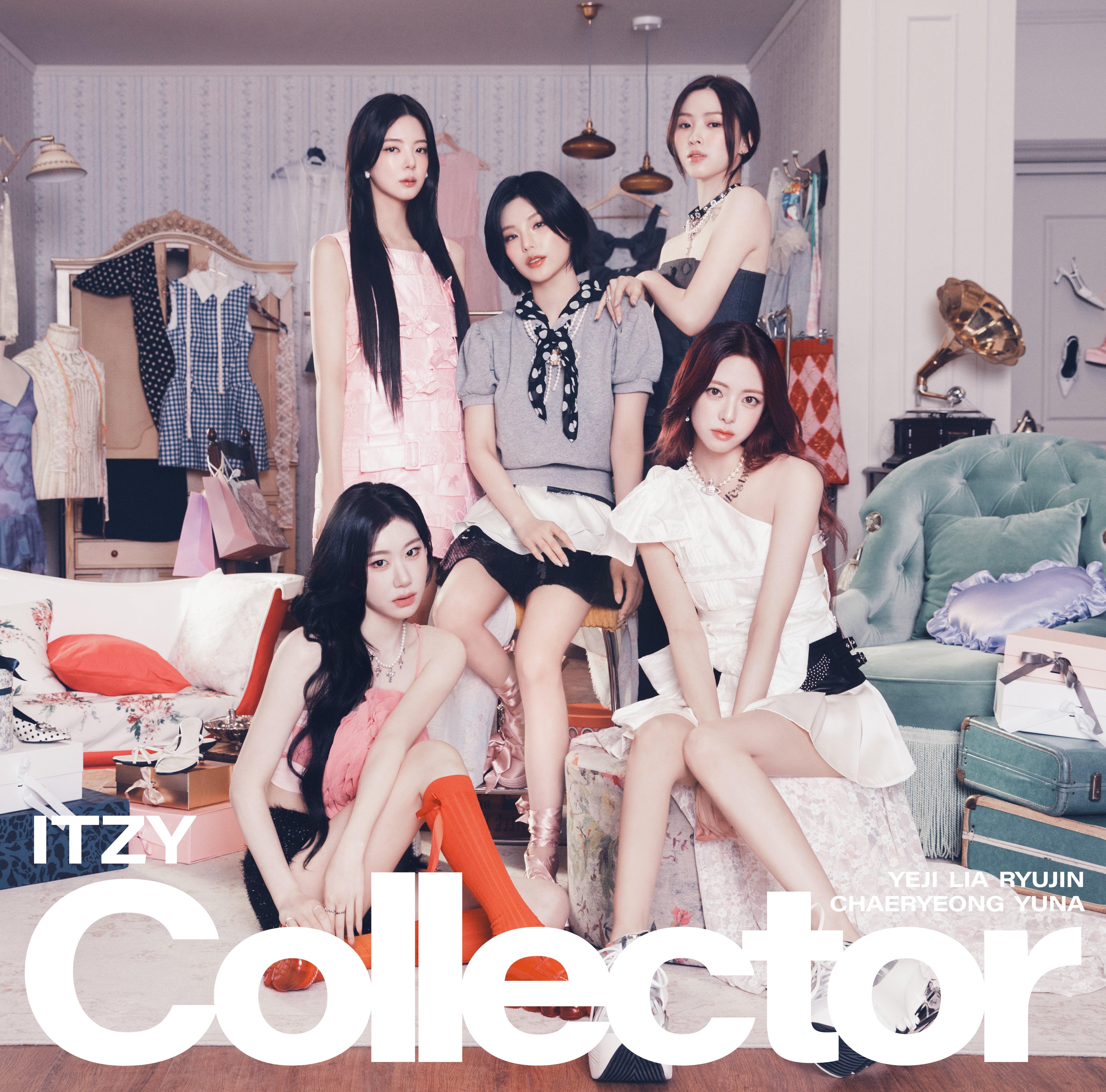 ITZY JAPAN 2nd Album『Collector』通常盤 – JYP JAPAN ONLINE STORE