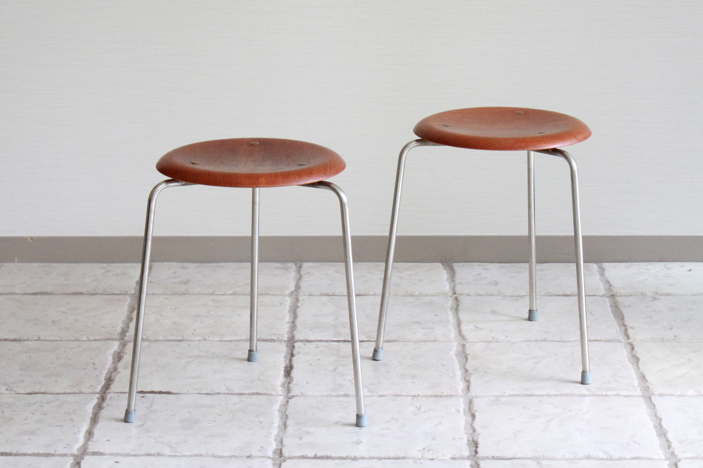 スツール model 3170 | KAMADA