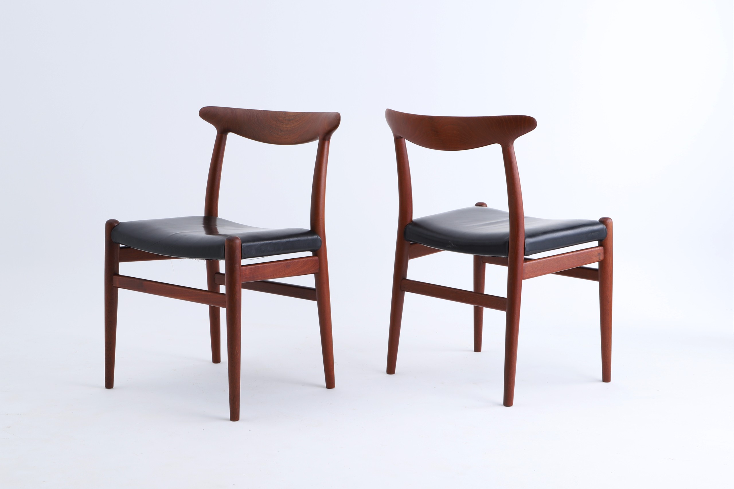 ダイニングチェア. W2 | KAMADA