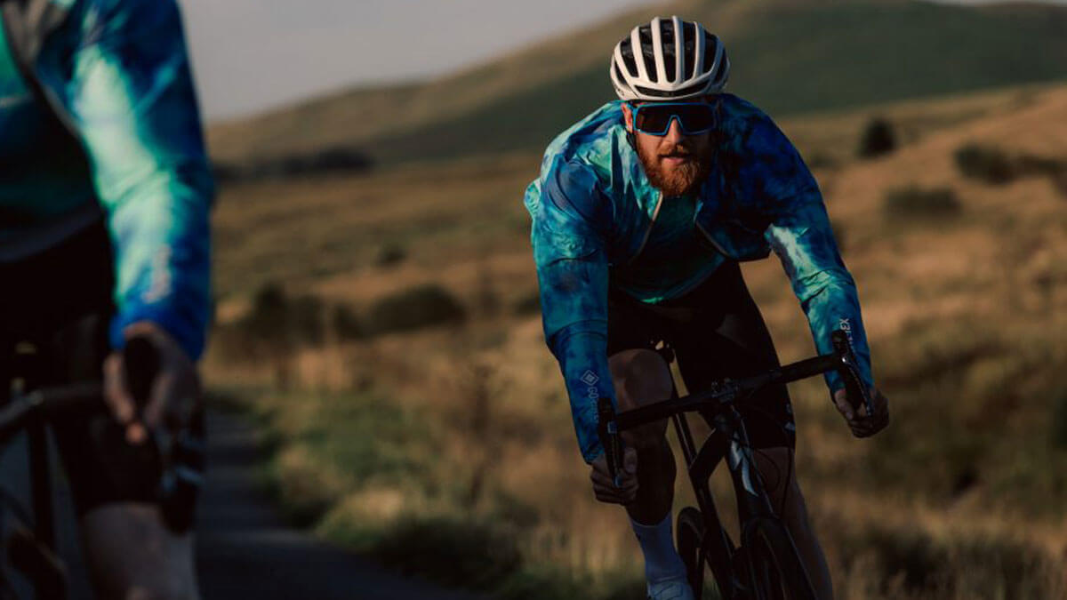 限定ウェア】濡れない・むれない・軽量！高性能「GORE-TEXウィンド