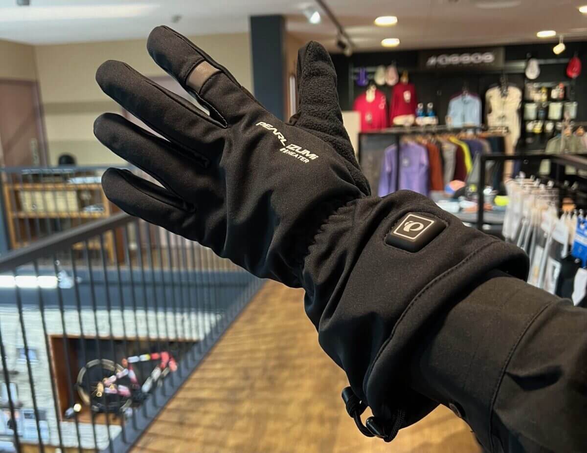 寒いライド時の冷たい指先におさらば！【パールイズミ ヒーター