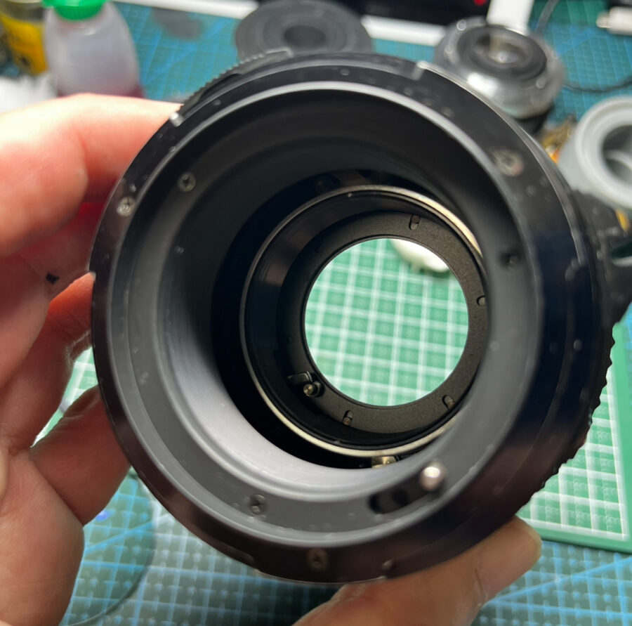 MAMIYA-SEKOR C 80mm f/1.9】レンズカビ取り修理清掃はできる？料金は