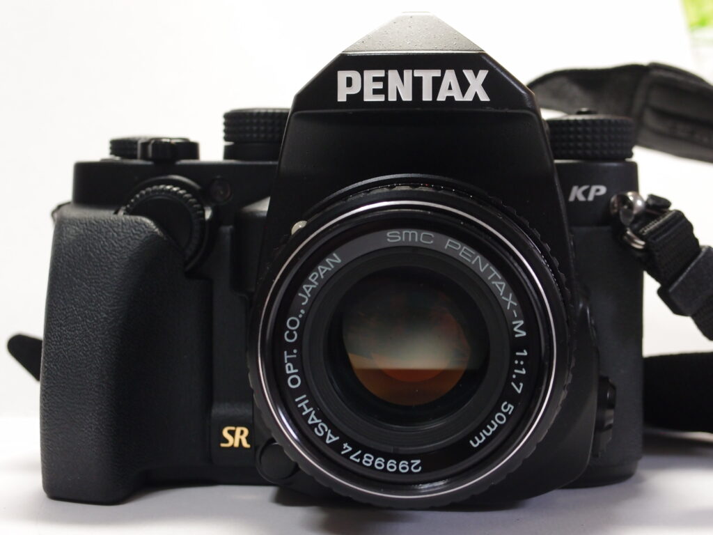 趣味性を煮詰めた、唯一無二の一眼レフカメラ pentax kp - ガジェろぐ