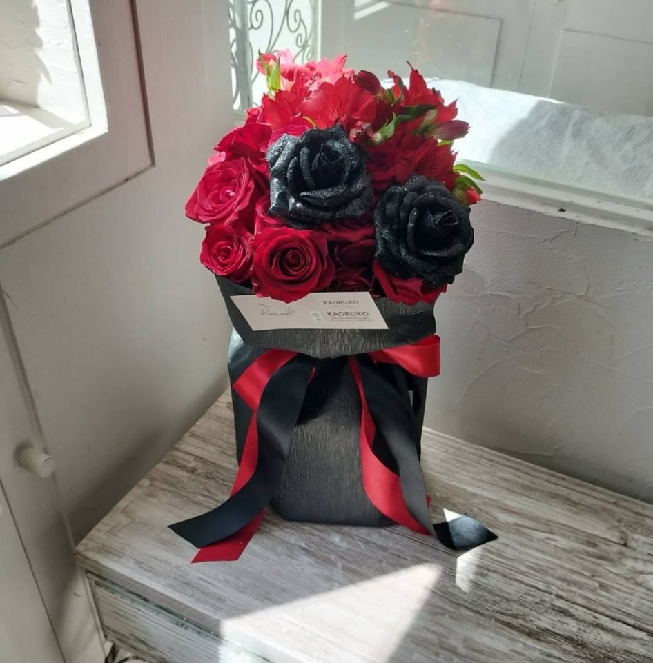 茶色｜フローリスト銀座のご案内｜KAORUKO Florist Ginza