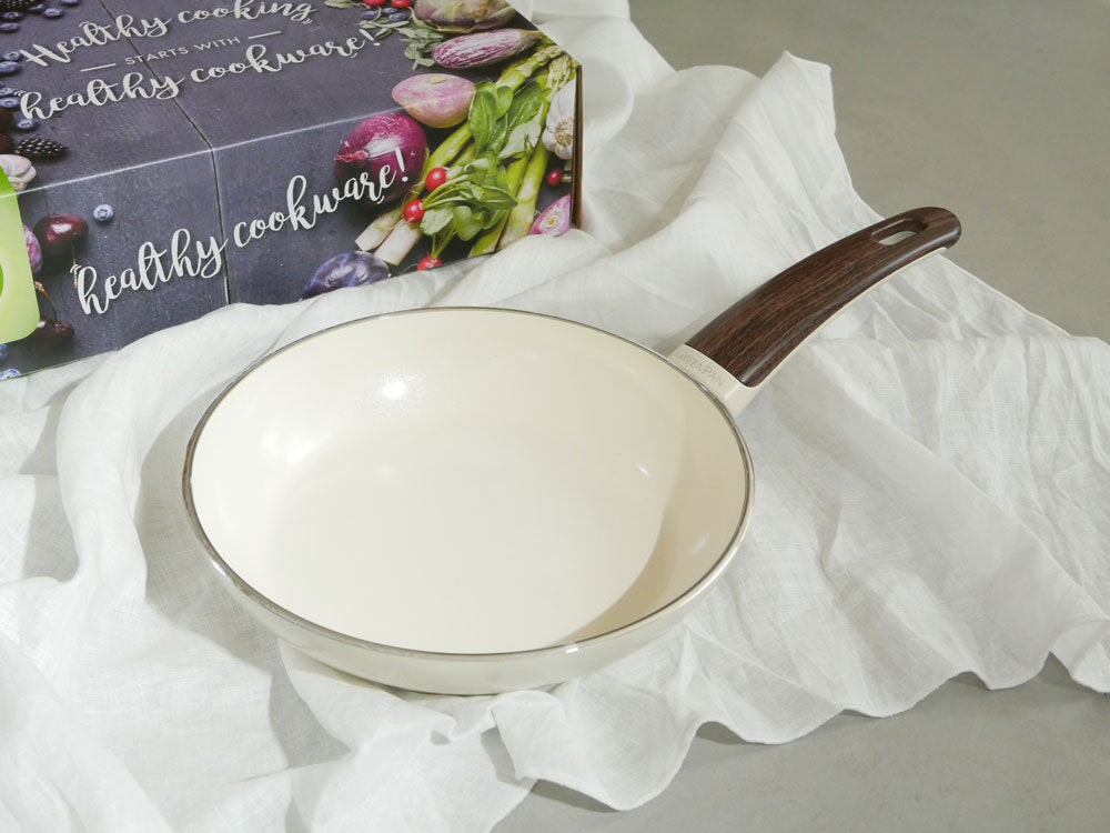 GREEN PAN/グリーンパン＞ウッドビー フライパン – カチモ | カチある