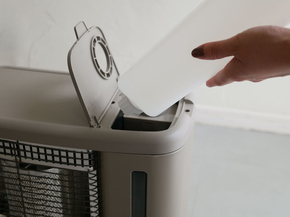 QUADS/クワッズ＞加湿機能付電気ストーブ WARMTH (ウォームス