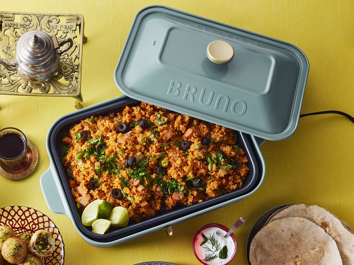 ブルーノ、人気のホットプレートに爽やかな春夏限定色 - 家電 Watch