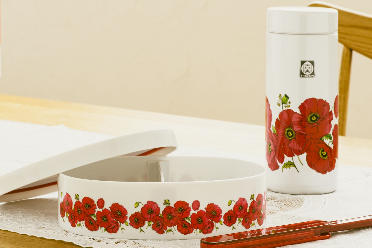 タイガー、70年代のレトロ花柄が懐かしい真空断熱ボトル - 家電 Watch