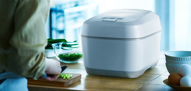 ふっくら御膳 RZ-V100DM ：炊飯器 ： 日立の家電品