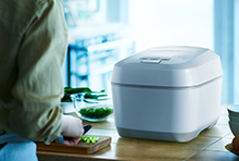 ふっくら御膳 RZ-V100DM ：炊飯器 ： 日立の家電品