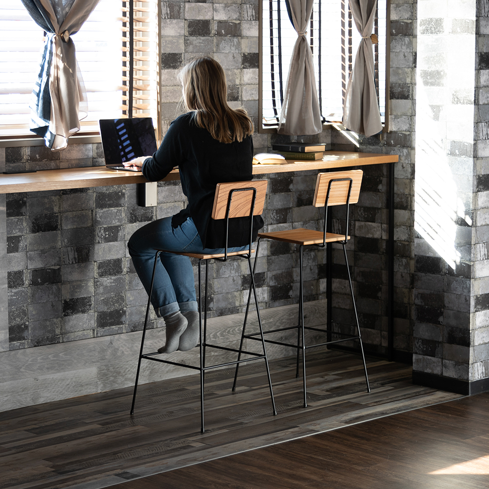 アイアンフレームスクールハイチェア hinata 家具の製造・販売 友安製作所