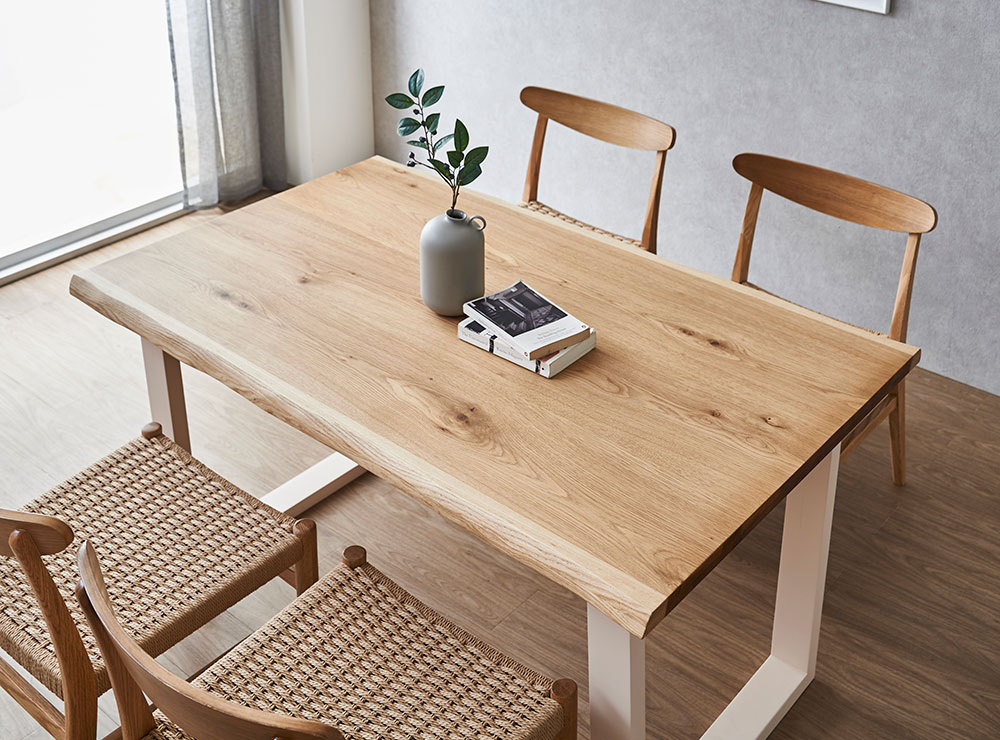 テーブル単品 幅135cm 一枚板風を演出した突板仕様の耳付きテーブル