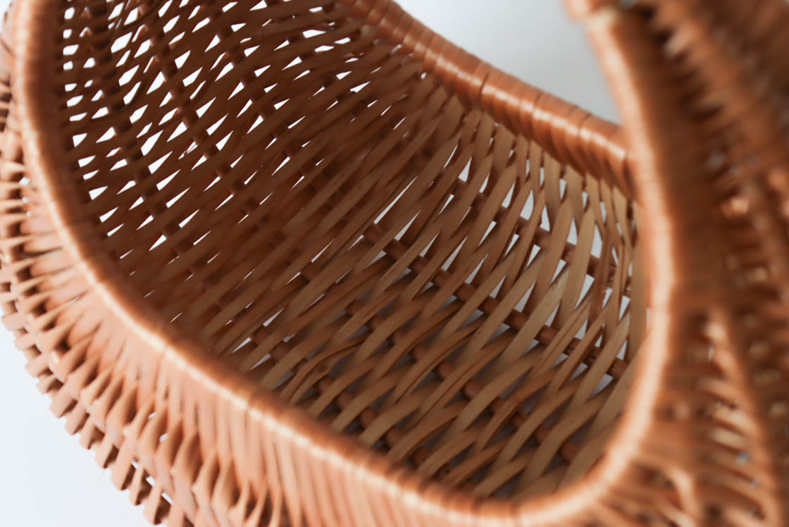 ラトビア ヘン・バスケット (L)