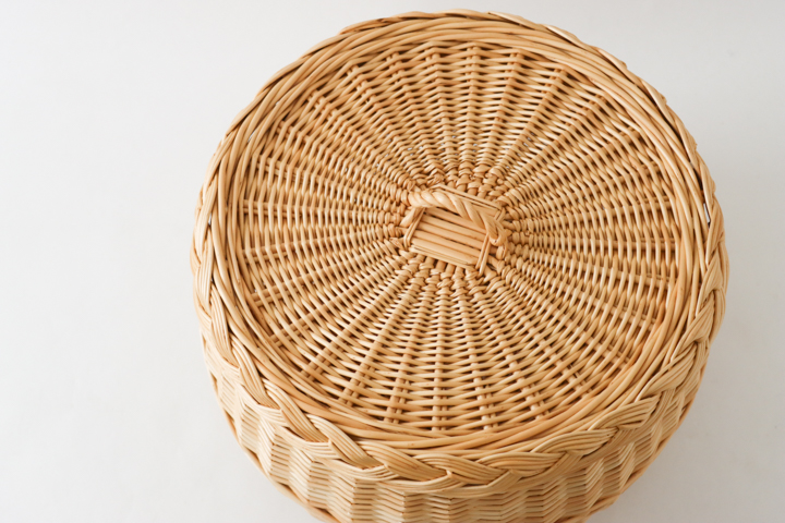 ラトビア ラウンドバスケット