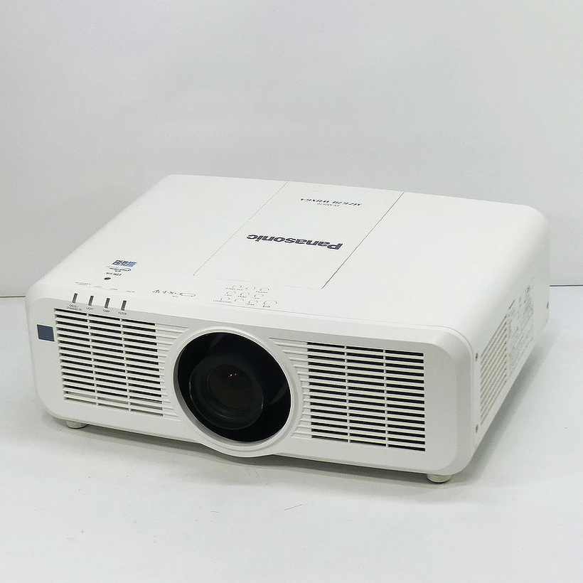 Panasonic/パナソニック レーザー光源 プロジェクター PT-MZ670J 買取