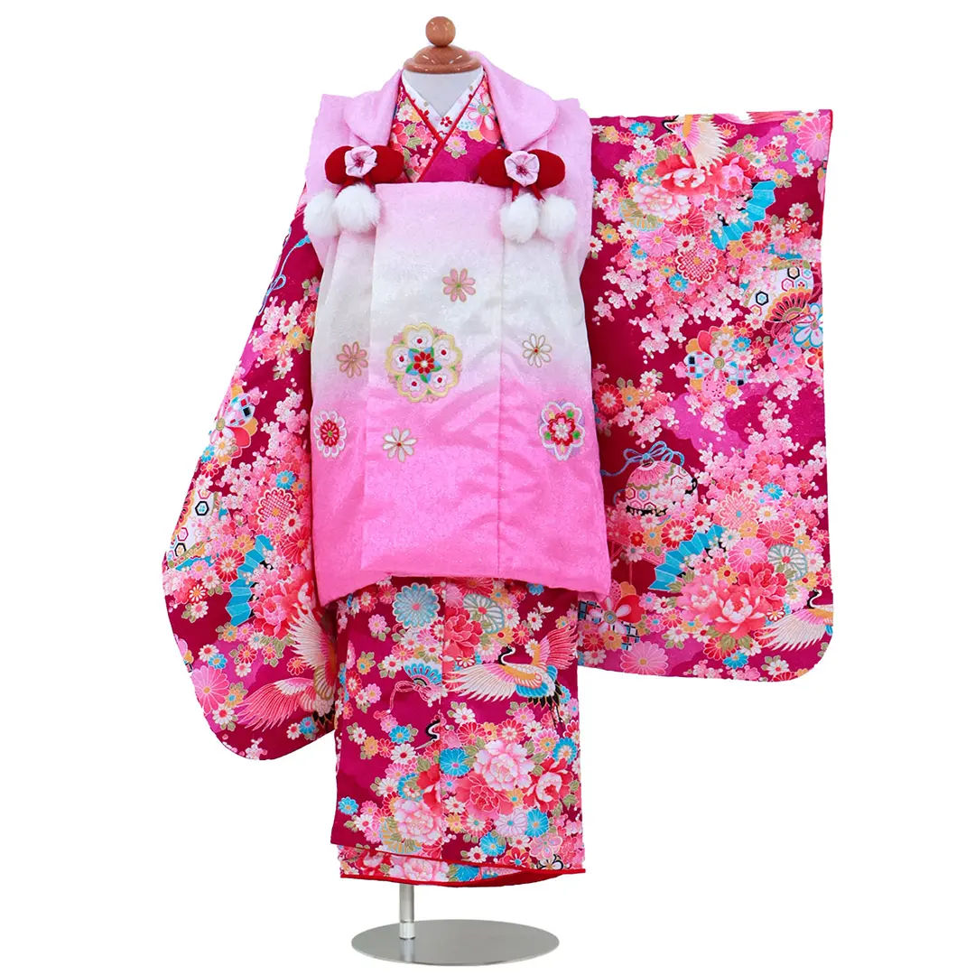 赤紫地に鶴と花模様、グラデーションピンクの被布コートセット／七五三