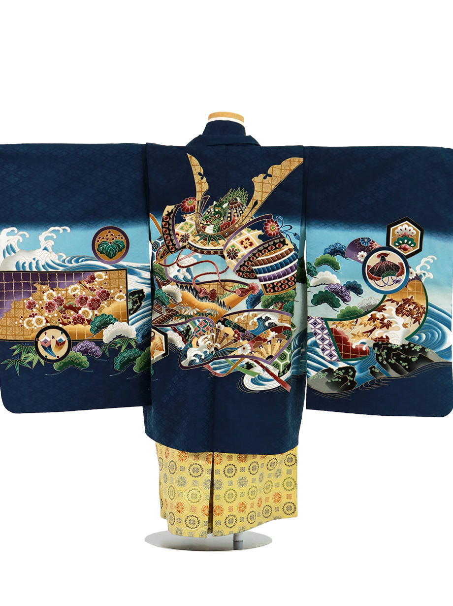 紺地に兜柄の七五三羽織袴セット、金襴の袴／七五三・五歳男の子・袴