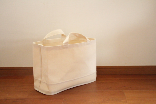 3階建て上下移動を美的に削減！「無印良品」の持ち手付き帆布長方形