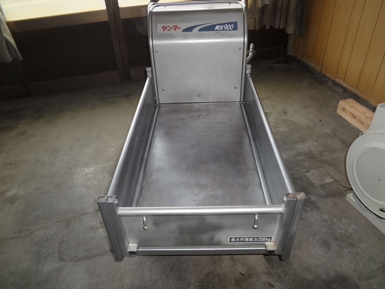 ヤンマークローラ運搬車 MCG900 手動ダンプ 250Kg積み | 中古農機具と