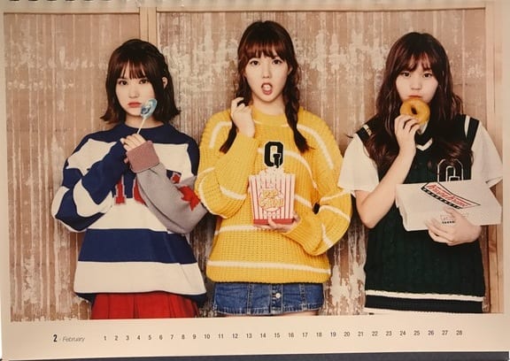 Unboxing] GFRIEND Season's Greetings 2017 - KAvenyou.com