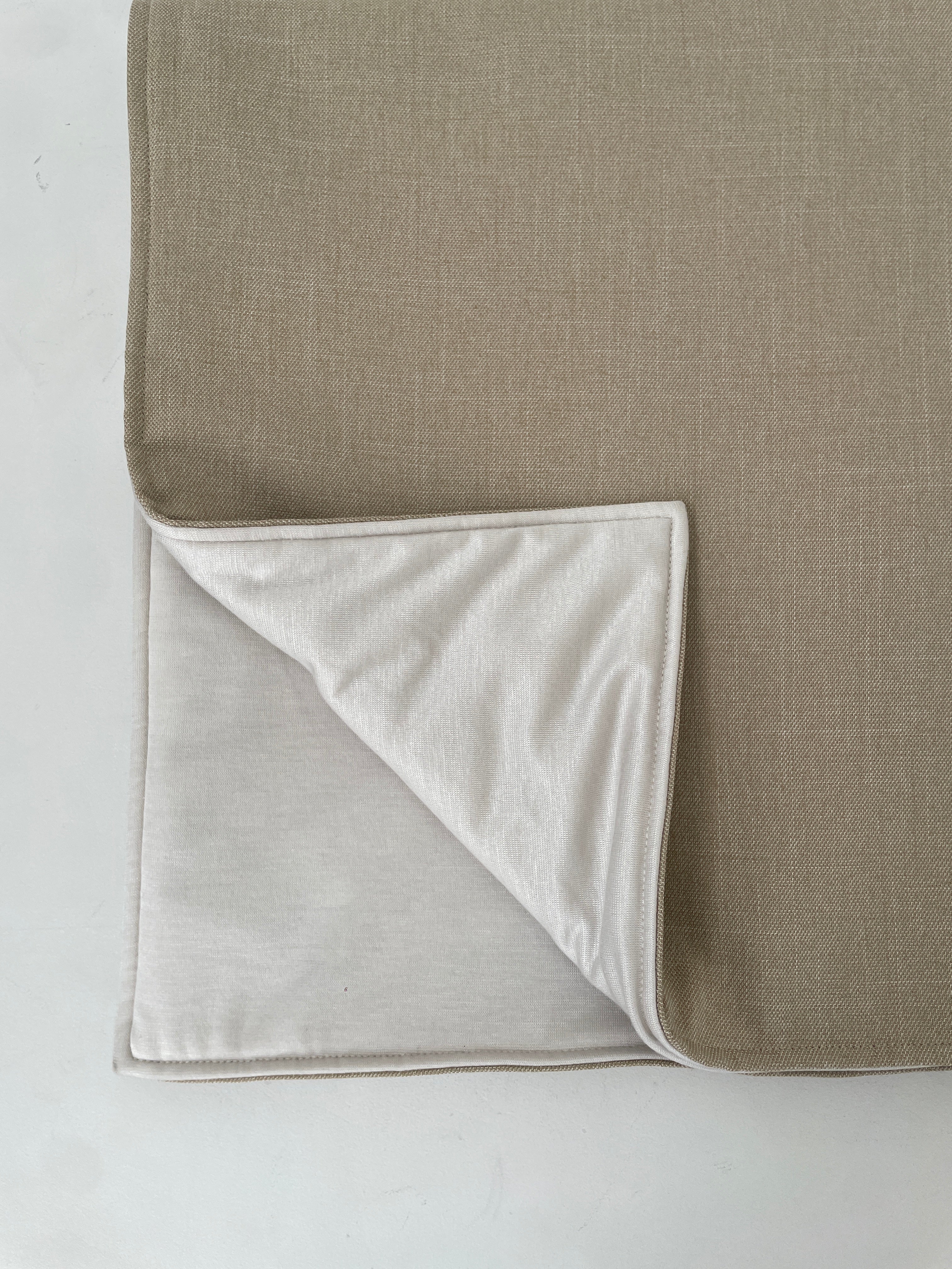 Wearable Blanket -skirt-