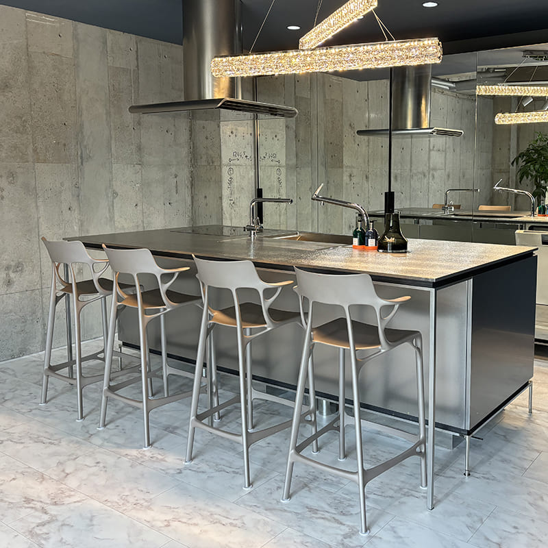 エーアイスツール75｜Kartell｜カルテルオフィシャルサイト