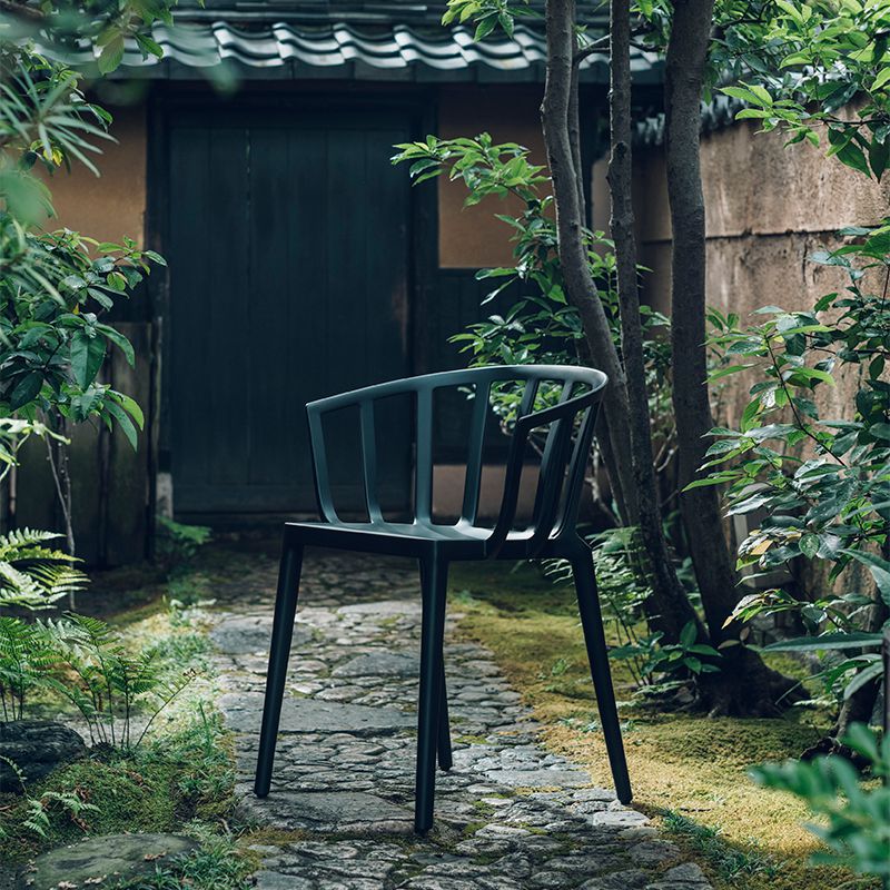 Kartell カルテル アームチェア ヴェニス マット ブラック ① ヴェニス