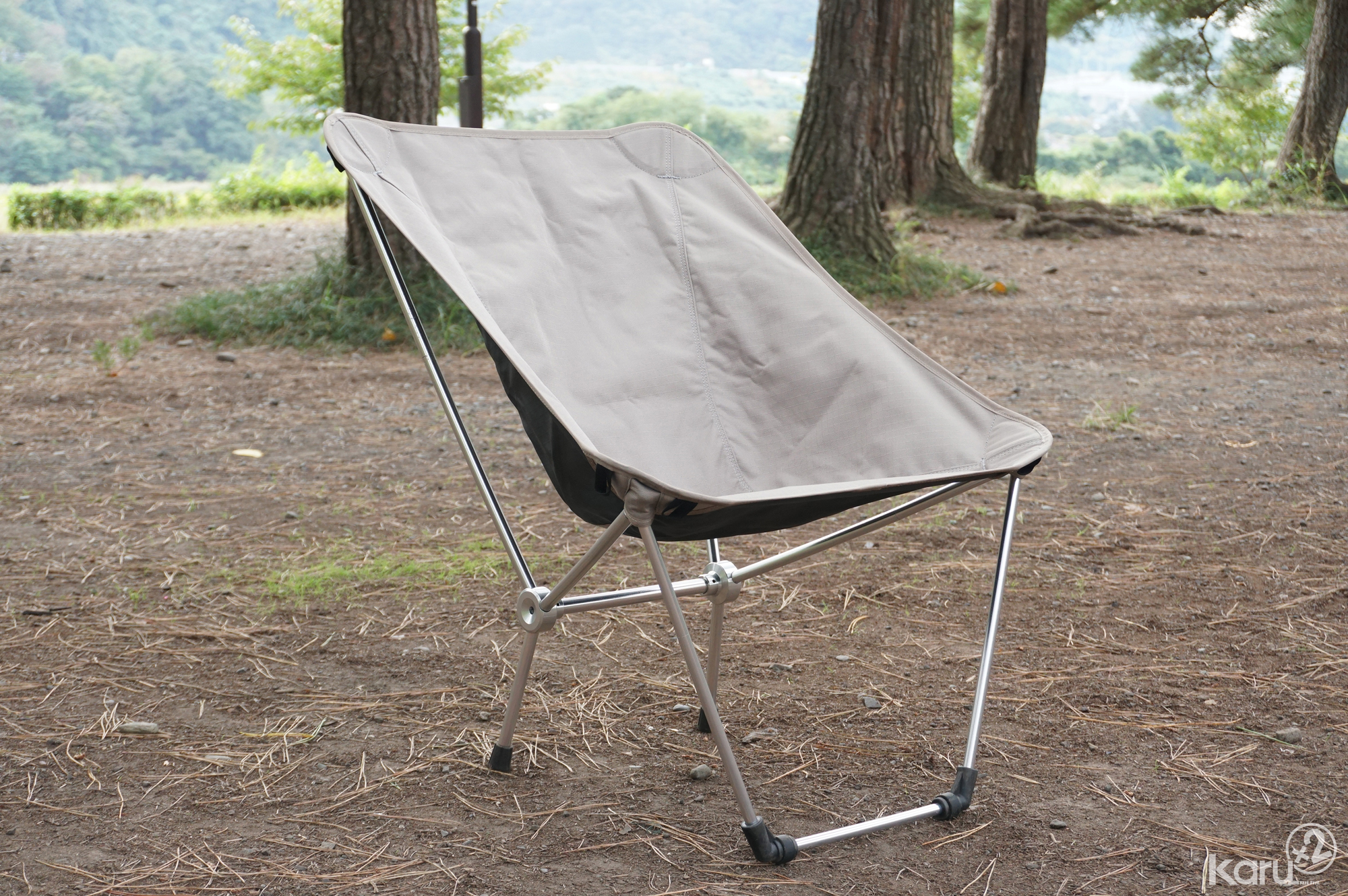大人キャンパー必見！ 機能美あふれるコンパクトチェア『鎌倉天幕×B