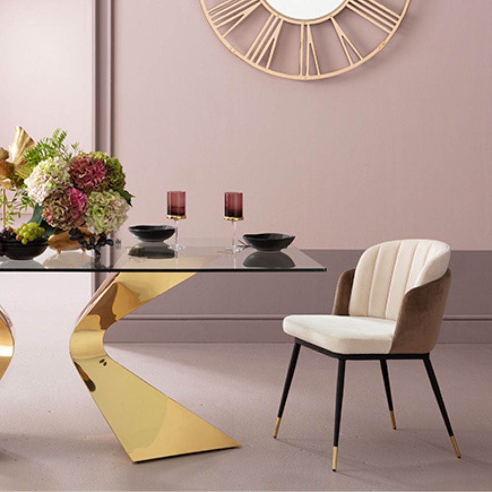 オハスベージュ チェア * - ダイニングチェアの通販 ｜【KARE】ドイツ