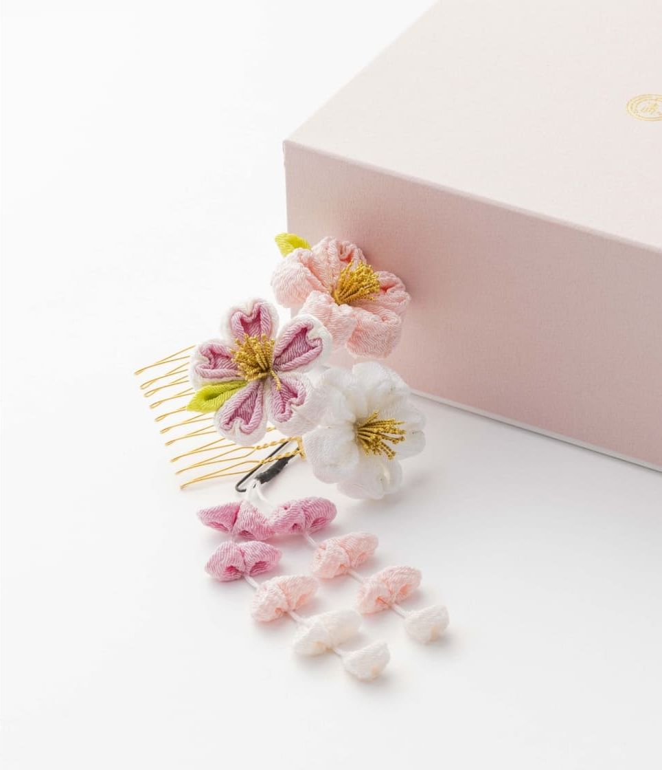 桜三輪髪飾り（わたしの幸せな結婚×かづら清老舗 限定仕様） | かづら