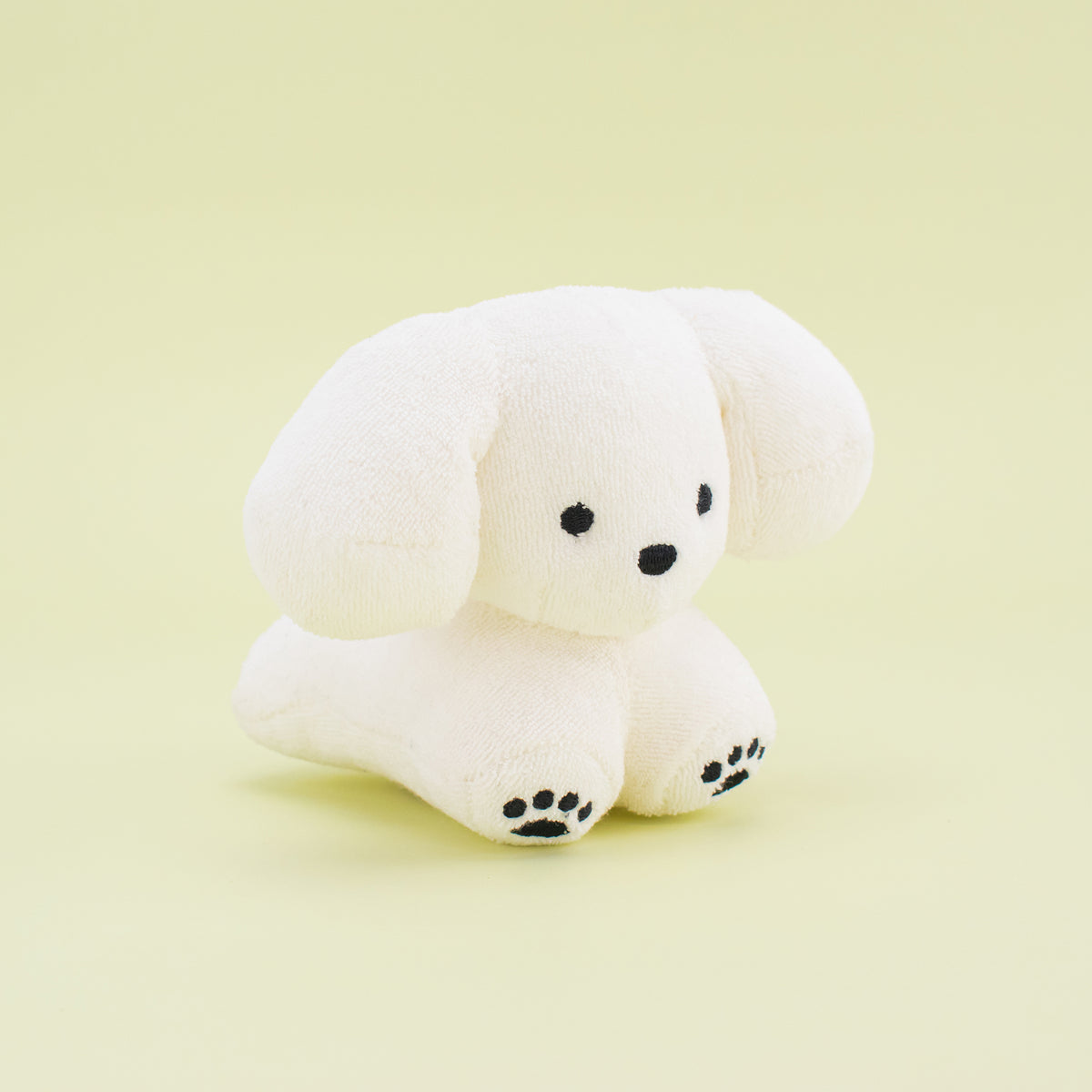 ちいさな いぬのぬいぐるみ / てらおかなつみ