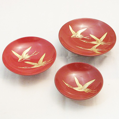 輪島塗 杯(盃) 大中小3枚組 -鶴の沈金仕上げ- [朱色]｜輪島市の輪島塗