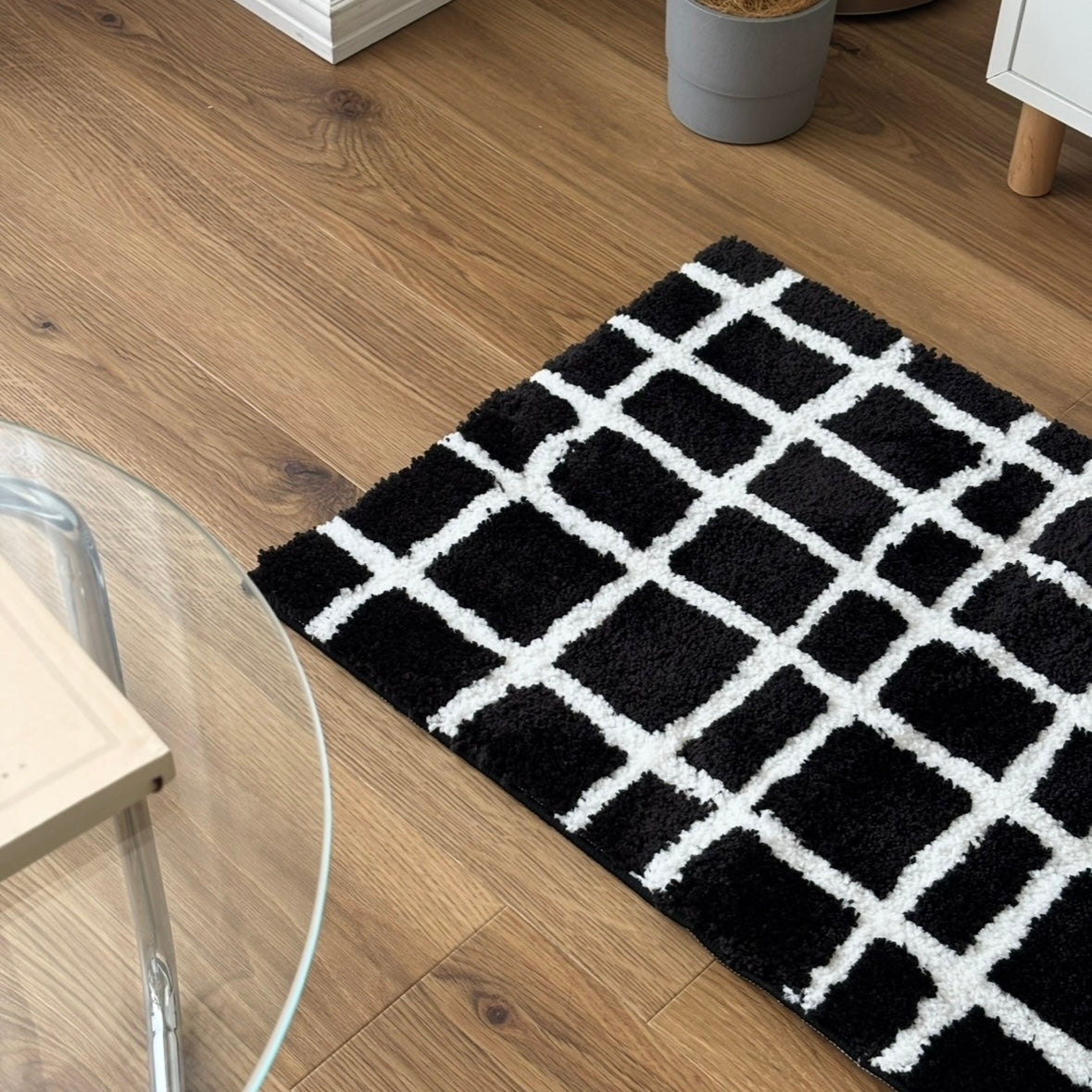 ラグ｜モノクロニュアンスチェックラグ - territory