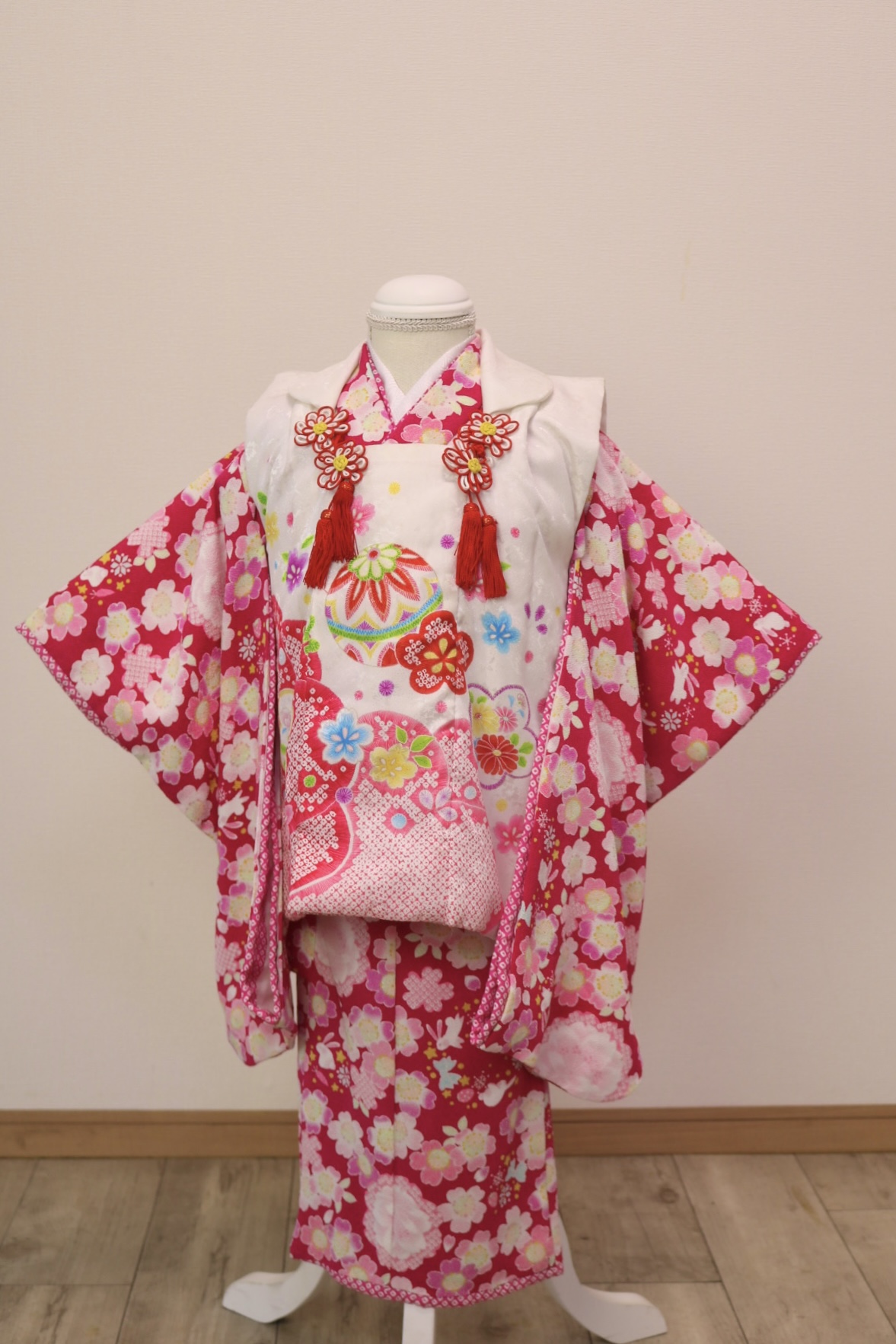 日光で七五三 3歳着物ピンク色赤色 | COCON NIKKO