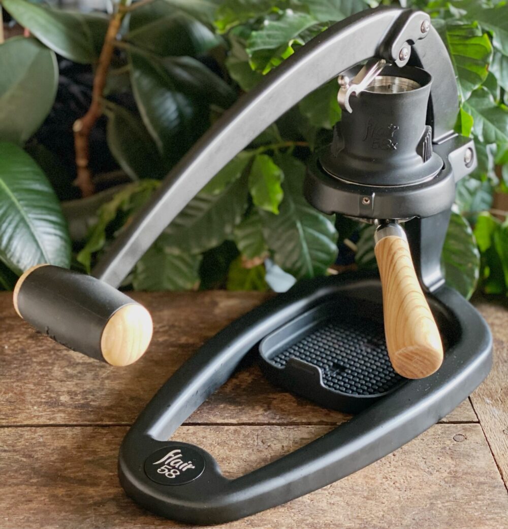 Flair 58 エスプレッソマシン カップなどなど、いろいろ付いてます