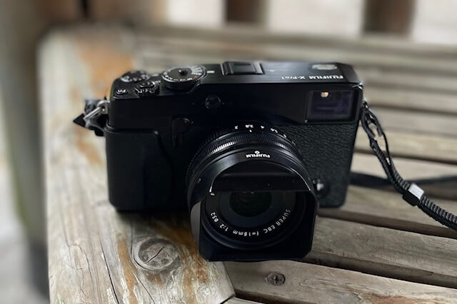普通の人にはフィルムカメラに見えるんだな、FUJIFILM X-Pro1。｜記憶