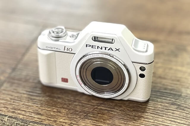 あのPENTAX auto 110のようなコンデジ〈Optio I-10〉が素敵すぎる