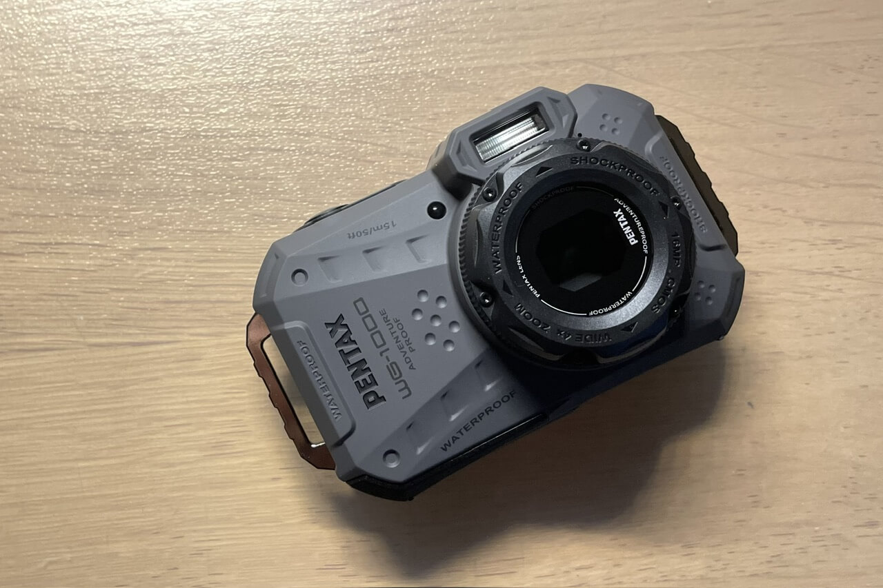 僕の心をギュッとつかんだ、小さな防水カメラ〈PENTAX WG-1000