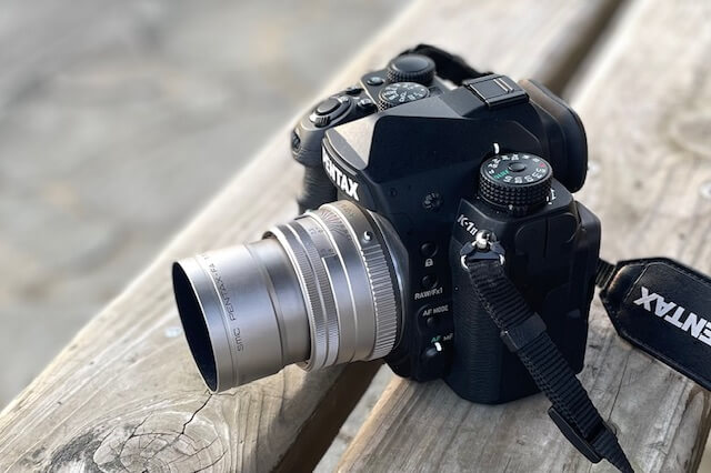 PENTAX K-1 Mark IIにFA 77mm f1.8 Limitedをつけて、リバーサル