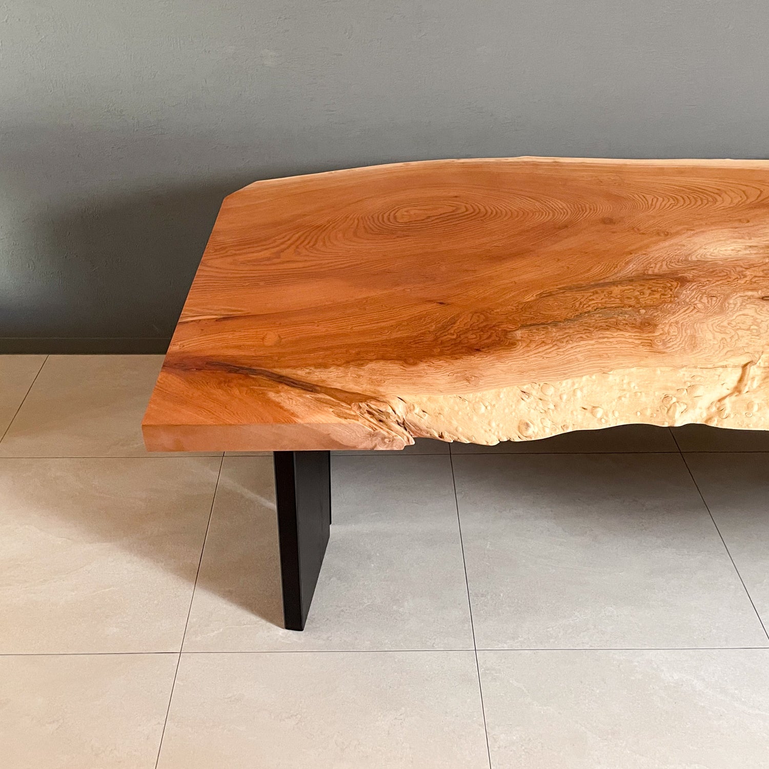 KIDOMEIMOKU 欅一枚板ダイニングテーブル｜200cm(6人掛け) – 【公式