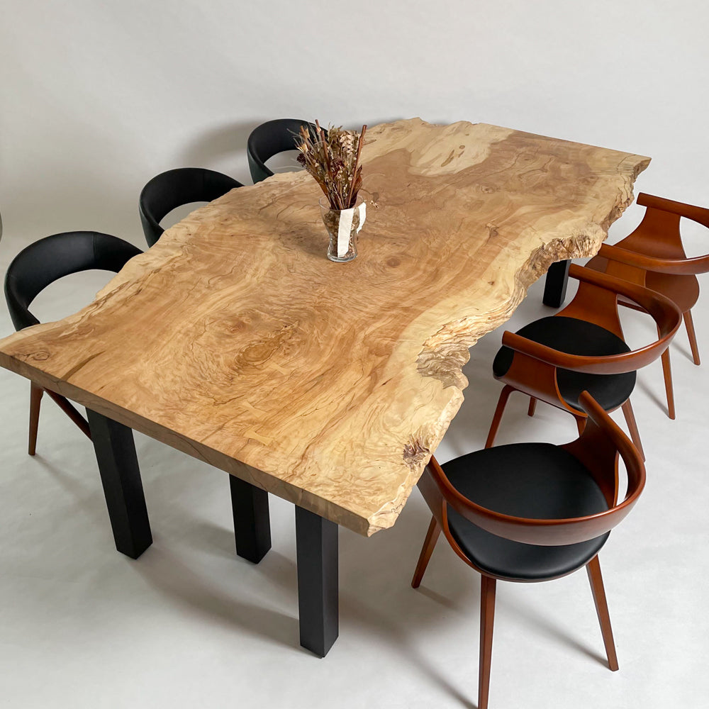 KIDOMEIMOKU 栃一枚板ダイニングテーブル｜224cm(6人掛け) – 【公式