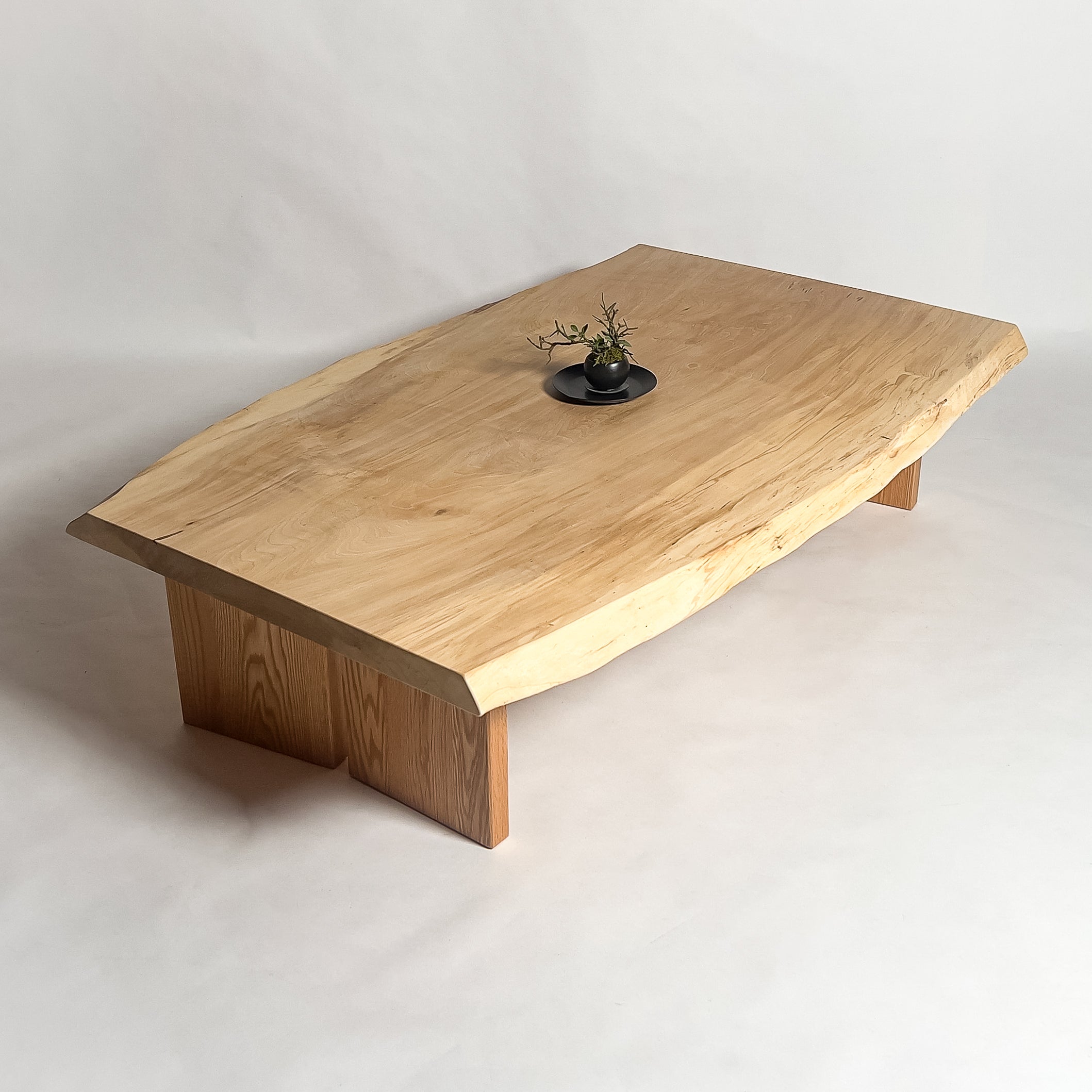 栃（とち）一枚板テーブル｜【公式】KIDO MEIMOKU（鬼童銘木