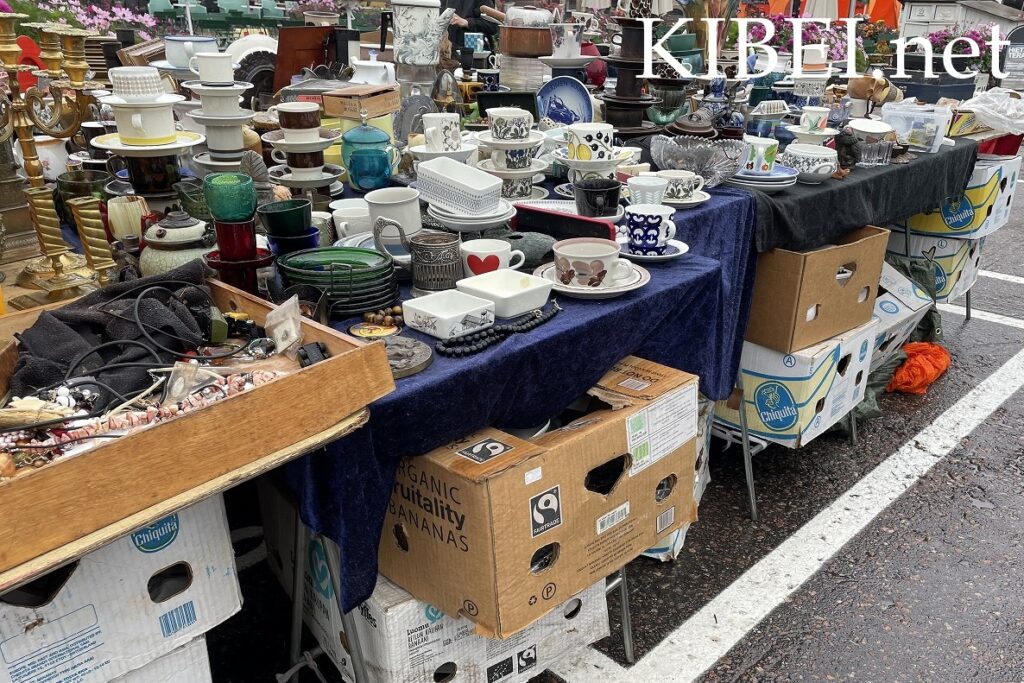 ヘルシンキ ヒエタラハティマーケット・蚤の市【2025年】|器皿ネット