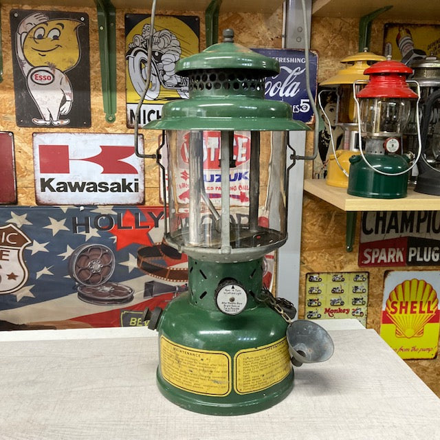 Coleman ランタン モデル】 コールマン 252/252A ミリタリーランタン