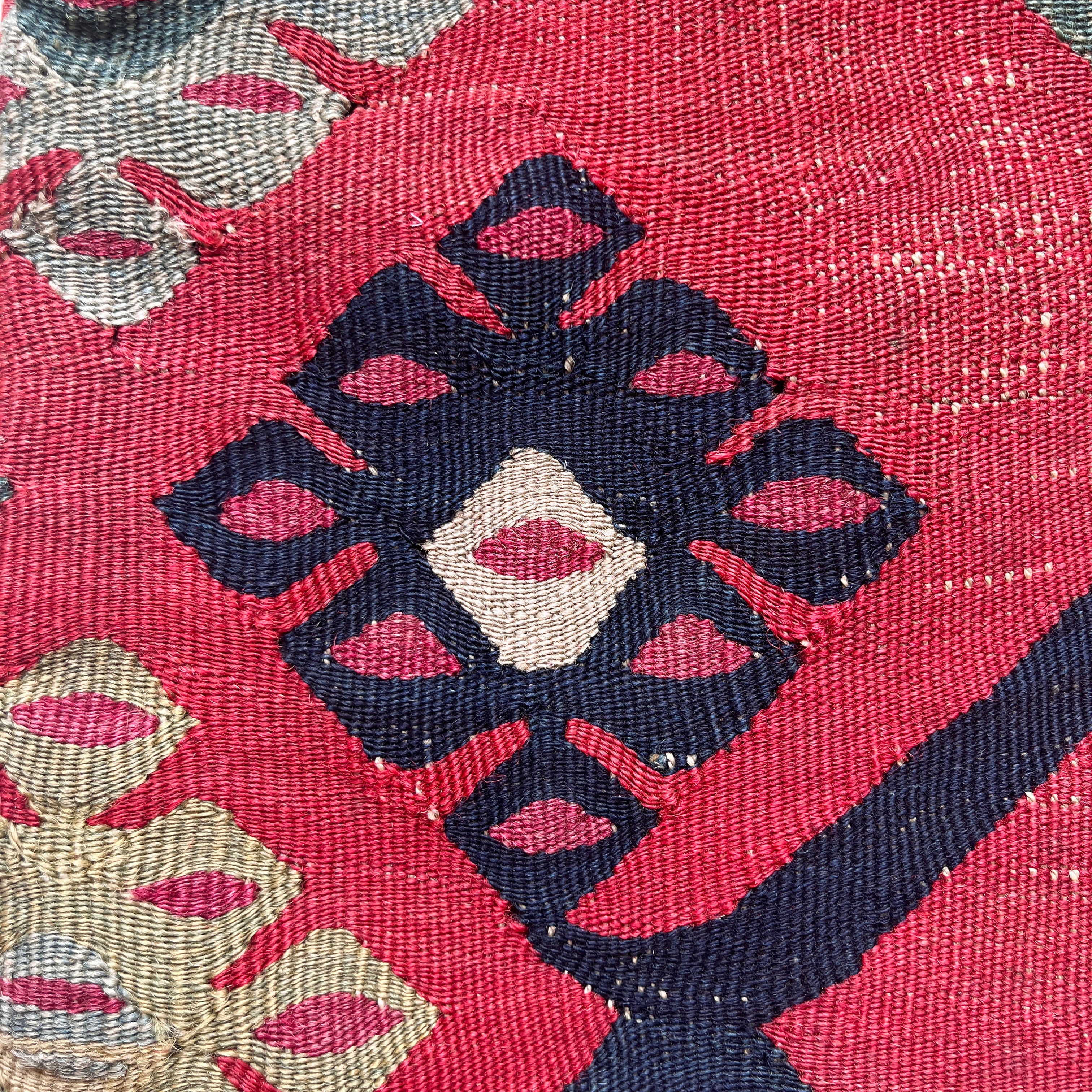 アンティークキリム キリムクッションカバー 40×40㎝ (C-15225