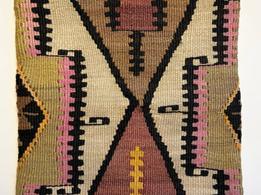 オールドキリム キリムクッションカバー 35×35㎝ (C-14418) – キリム屋